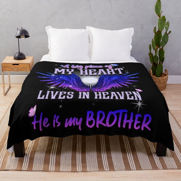 Artikelvorschau, My Guardian Angel My Brother T-ShirtEin großes Stück meines Herzens lebt im Himmel Er ist mein Bruder entworfen und verkauft von SotiaDefaton.