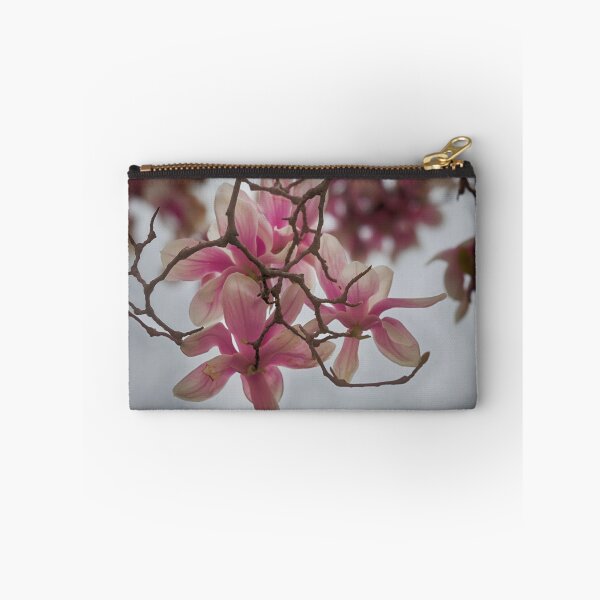 Artikelvorschau, Magnolia entworfen und verkauft von Robert Ullmann.