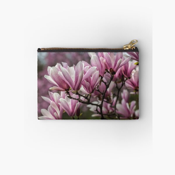 Artikelvorschau, Magnolia entworfen und verkauft von Robert Ullmann.