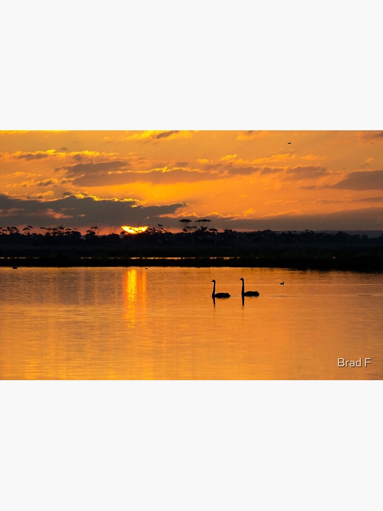 Sunset over Lake Borrie by bfra