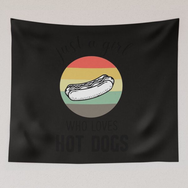 Item preview, idée de cadeau d&x27;anniversaire de hot-dogs drôlesjuste une fille qui aime les hot-dogsamant de designed and sold by HortonHarmon17.