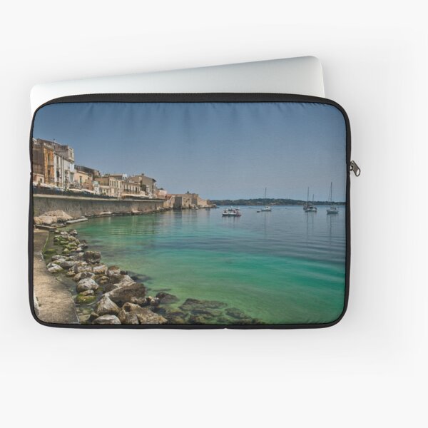 Il lungomare di Ortigia Laptop Sleeve