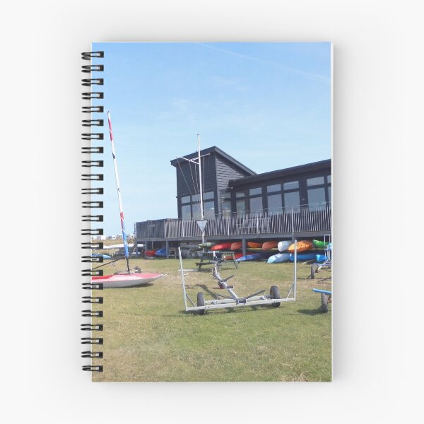 Artikelvorschau, Slaughden Sailing Club, Aldeburgh entworfen und verkauft von wiggyofipswich.