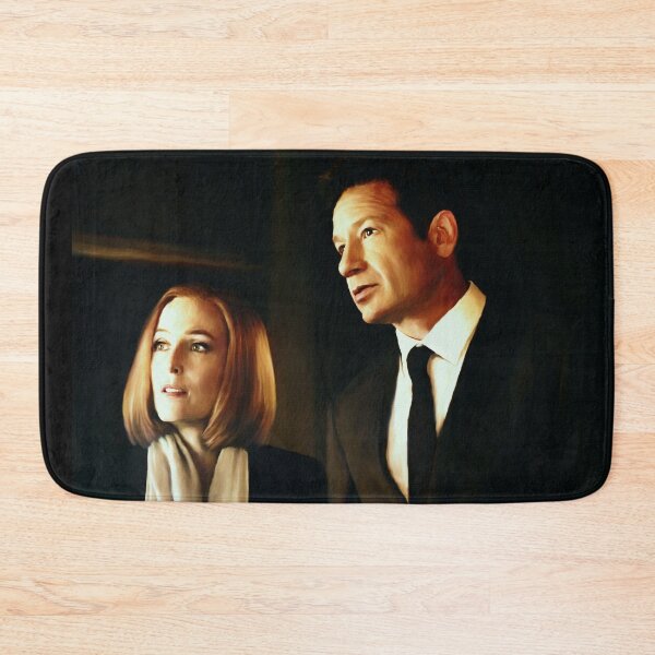 Item preview, Mulder and Scully - oil color painting designed and sold by altaircolin.