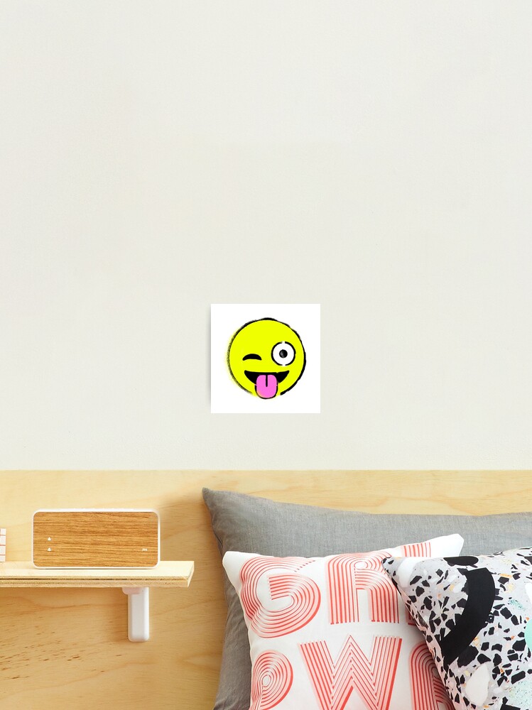 Zunge Heraus Blinzelndes Auge Emoji Fotodruck Von 1ns4n1ty Redbubble