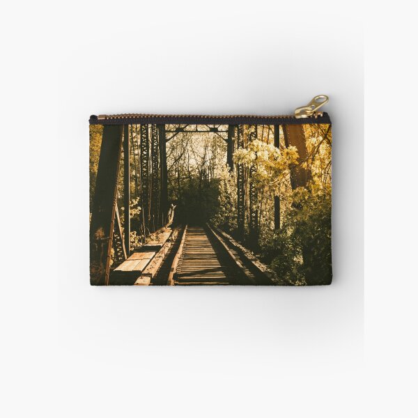 Artikelvorschau, Railroad Bridge. entworfen und verkauft von Lindsay Osborne.