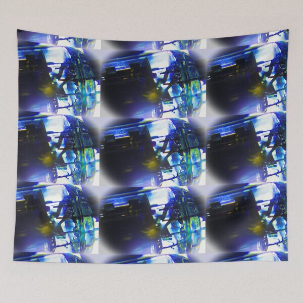 Aperçu de l'œuvre Macro Tube créée et vendue par Gary Hutchings.