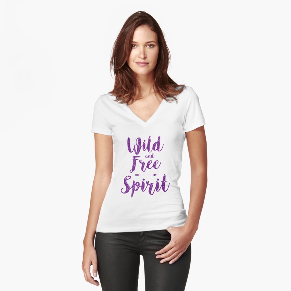 Vista previa del artículo con la obra «Camiseta entallada de cuello en V», diseñado y vendido por weloveboho.