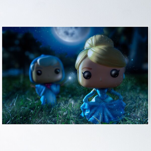 Aperçu de l'œuvre Cendrillon, jusqu'à 12h00 créée et vendue par Imaginefunko.