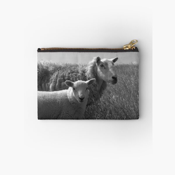 Aperçu de l'œuvre Lamb and Ewe créée et vendue par Lou Wilson.