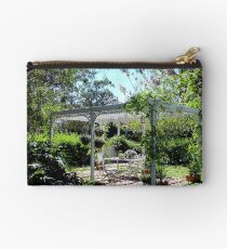 Rosalee Cottage Garden Studio Pouch