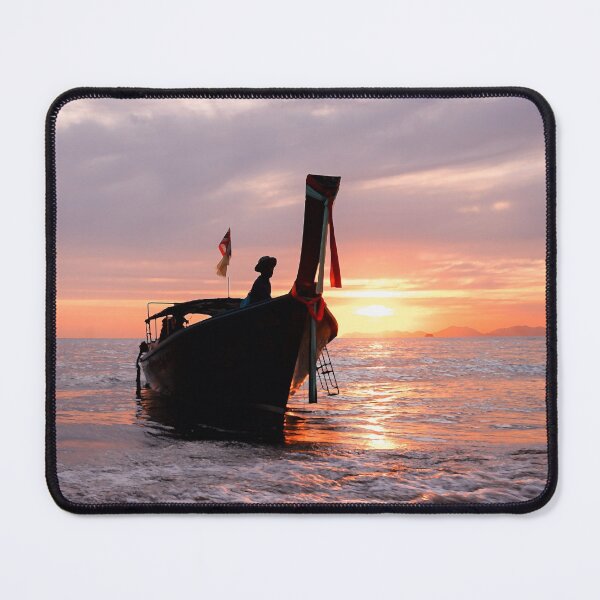 Artikelvorschau, Longtail-Boot bei Sonnenuntergang entworfen und verkauft von sinseeho.