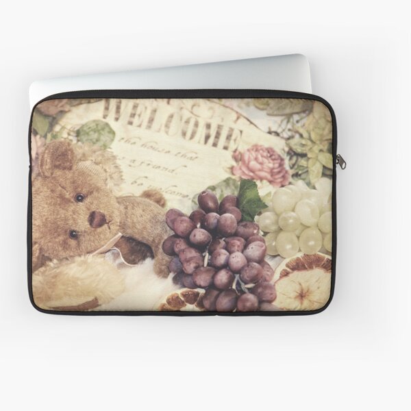 Soft little bear Laptop Sleeve
