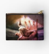 Dreaming peacefully Studio Pouch