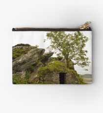 Tioram Bunkhouse Studio Pouch