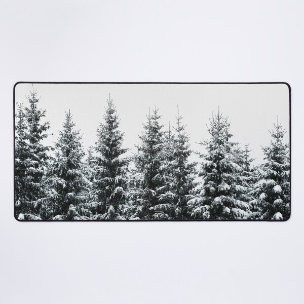 Vista previa del artículo con la obra «The White Bunch // Misty Moody Foggy Milky Winter Wonderland Forest With Cascadia Trees Covered In Magic Fog», diseñado y vendido por Tordis Kayma.