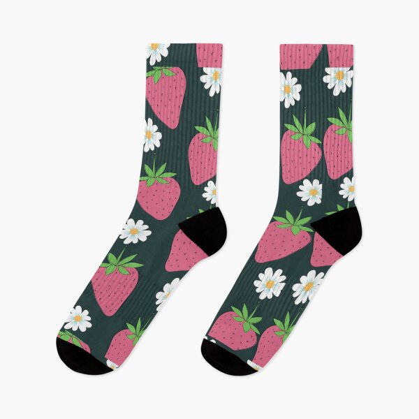 Artikelvorschau, Rosa und schwarze Erdbeere Blumenmuster entworfen und verkauft von HaleynBleu.