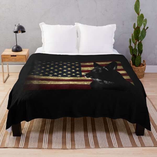 Artikelvorschau, Black German Shepherd shirt American Flag 4th July GSD Dog entworfen und verkauft von Lucius41244.