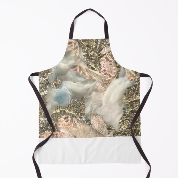 Item preview, Dauphin Sages-femmes Plan d&x27;eau T-shirt classique designed and sold by karrvernonpvtm.
