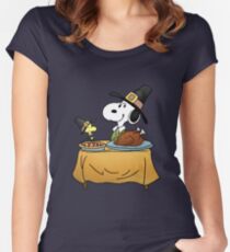 Snoopy Thanksgiving Women's Fitted Scoop T-Shirt