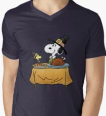 Snoopy Thanksgiving Men's V-Neck T-Shirt