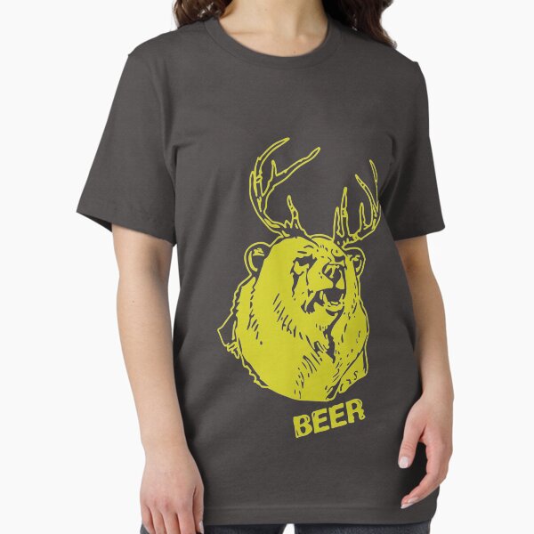 Vista previa del artículo con la obra «Macs Bear Plus Deer Shirt & amp; Camiseta más esencial», diseñado y vendido por KiannaSchroeder.