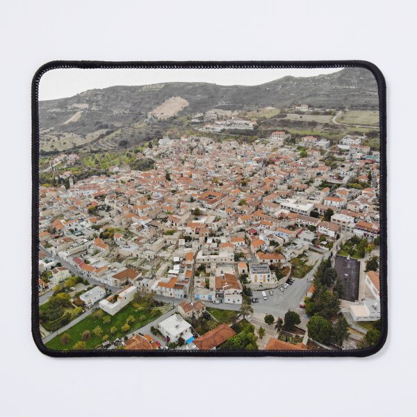 Aperçu de l'œuvre Village de Pano Lefkara Chypre créée et vendue par DRONY.