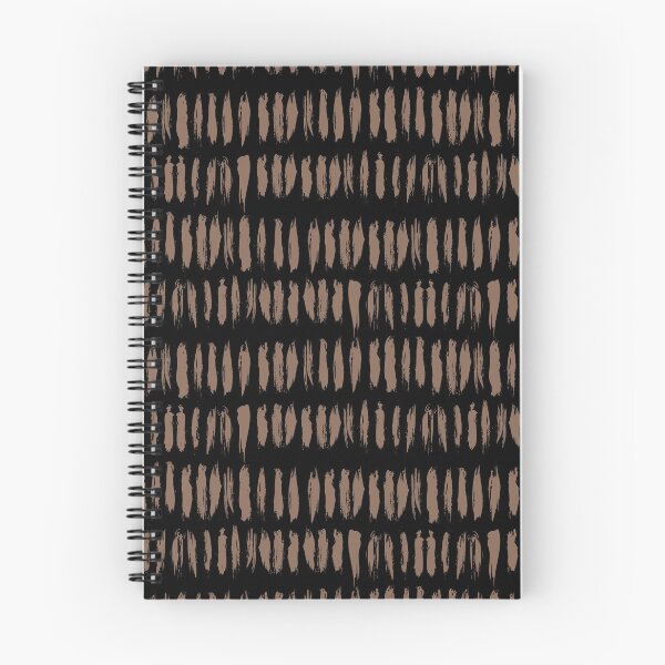 Artikelvorschau, Mid-tone Brown and Black Stripe Dash Lines Pattern Pairs Dunn & Edwards 2022 Color of the Year Art & Craft DET682 - Colour Trends - Hue - Shade entworfen und verkauft von ColorOfTheYears.