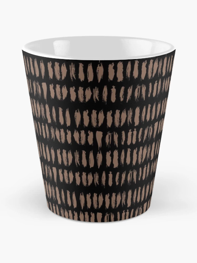 Thumbnail 2 von 4, Kaffeebecher, Mid-tone Brown and Black Stripe Dash Lines Pattern Pairs Dunn & Edwards 2022 Color of the Year Art & Craft DET682 - Colour Trends - Hue - Shade designt und verkauft von ColorOfTheYears.