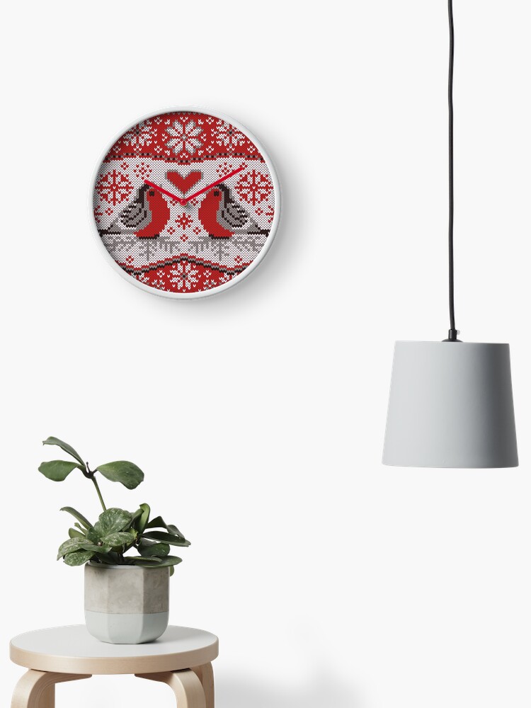 Aperçu 2 sur 4. Horloge avec l'œuvre Bouvreuils Jacquard créée et vendue par olgart.