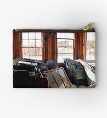 Folding Chairs Studio Pouch