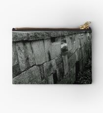 Walled Studio Pouch