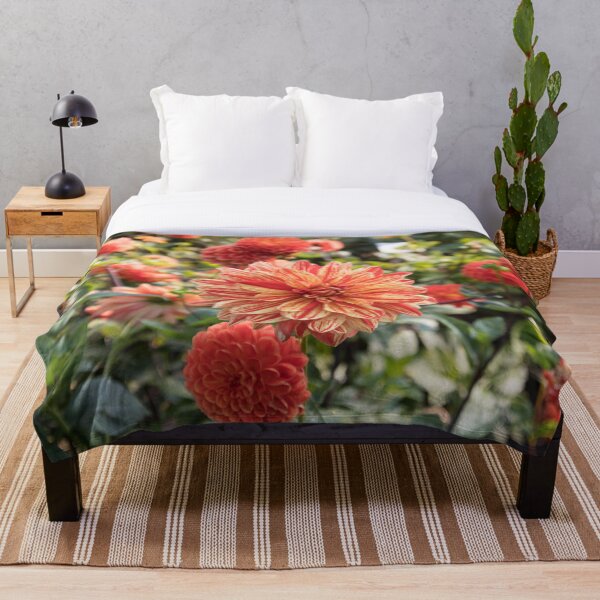 Aperçu de l'œuvre Dahlias créée et vendue par Katja LebenFreude.