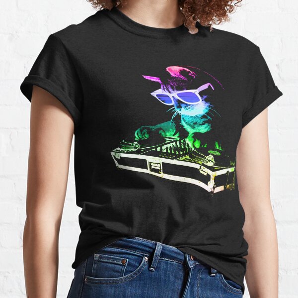 GATO DE CASA (Rainbow DJ Kitty) Camiseta clásica