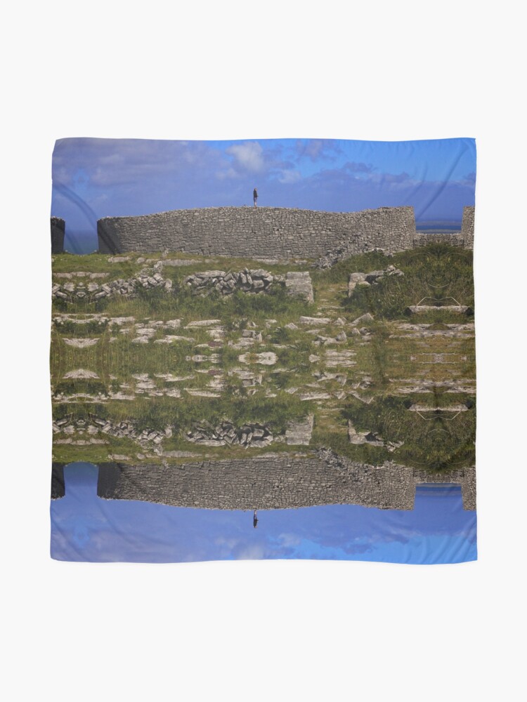 Alternate view of Dun Eochla Stone Fort - Inishmore Scarf