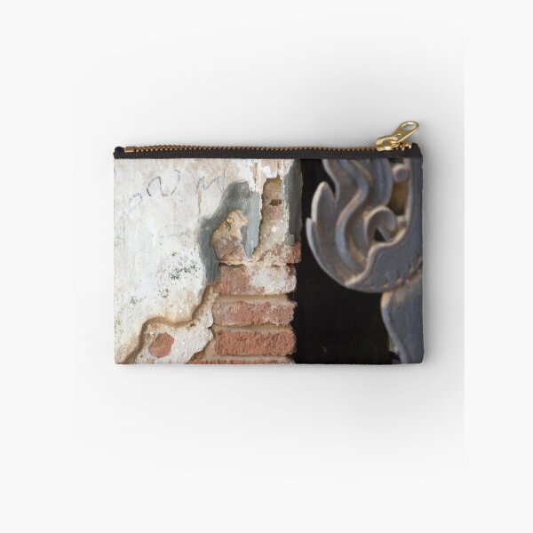 Item preview, contrasts designed and sold by Anne Scantlebury.