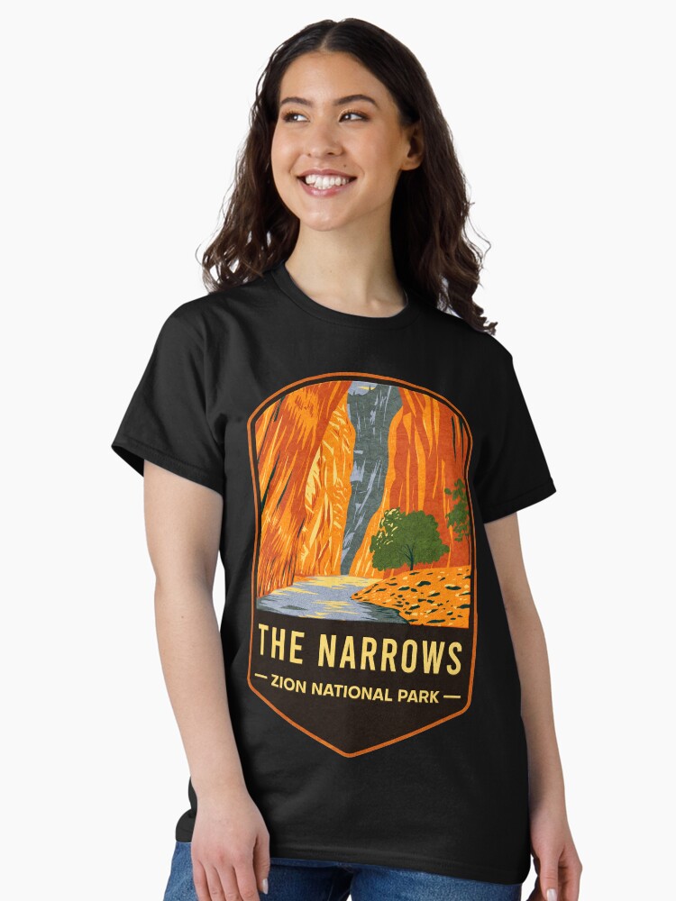 Imagen 2 de 7, Camiseta clásica con la obra Parque Nacional Zion The Narrows, diseñada y vendida por JordanHolmes.