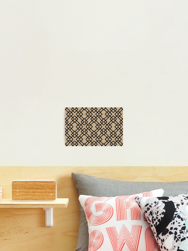Thumbnail 2 von 3, Fotodruck, Black and Tan Minimal Line Art Pattern Pairs HGTV 2022 Trending Color Whole Wheat HGSW2186 - Colour Trends - Hue - Shade designt und verkauft von ColorOfTheYears.