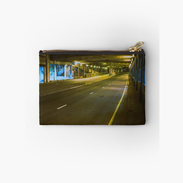 Aperçu de l'œuvre Tunnel Love créée et vendue par DerekMacKinnon.
