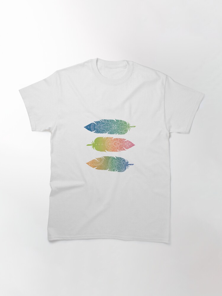 Imagen 2 de 7, Camiseta clásica con la obra Feathers 1, diseñada y vendida por weloveboho.