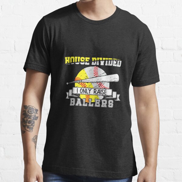 Tampa Bay Buccaneers Vs Chicago Bears House Divided Shirt - Peanutstee