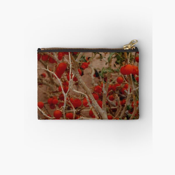 Artikelvorschau, Red Amongst the Thorns entworfen und verkauft von Vanessa  Warren.
