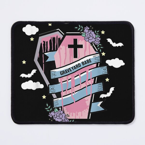 Artikelvorschau, Friedhofsbabe Pastell Goth Aesthetic EGirl Soft Goth Girl entworfen und verkauft von HamzashiTrre.