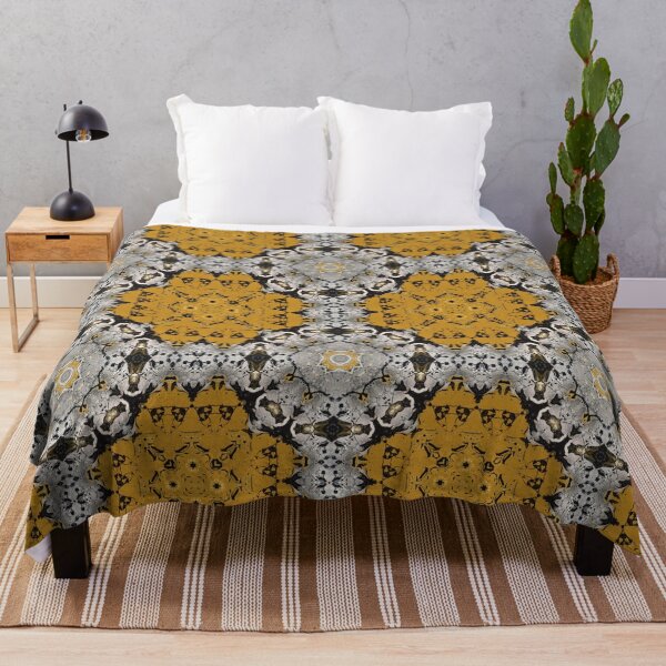 Artikelvorschau, Dihidral Delight Abstrakte Fliesenmuster Künstlerin Jenny Meehan jennyjimjams entworfen und verkauft von Jenny Meehan Art Prints and Patterns  .