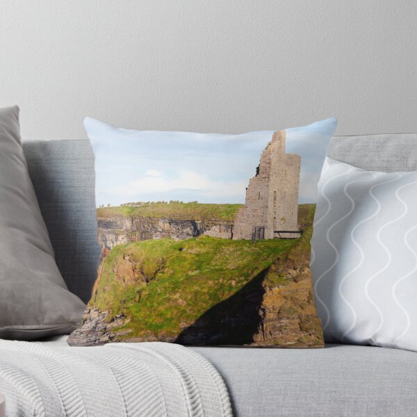 Artikelvorschau, castle beach and cliffs in Ballybunion  entworfen und verkauft von morrbyte.