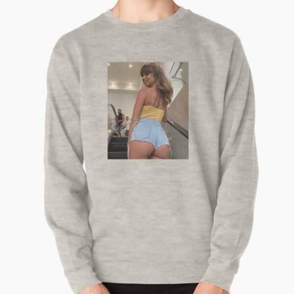 riley reid yeezy sweatshirt