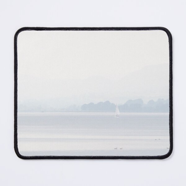 Artikelvorschau, Bala Lake im Nebel, Snowdonia entworfen und verkauft von heidipics.