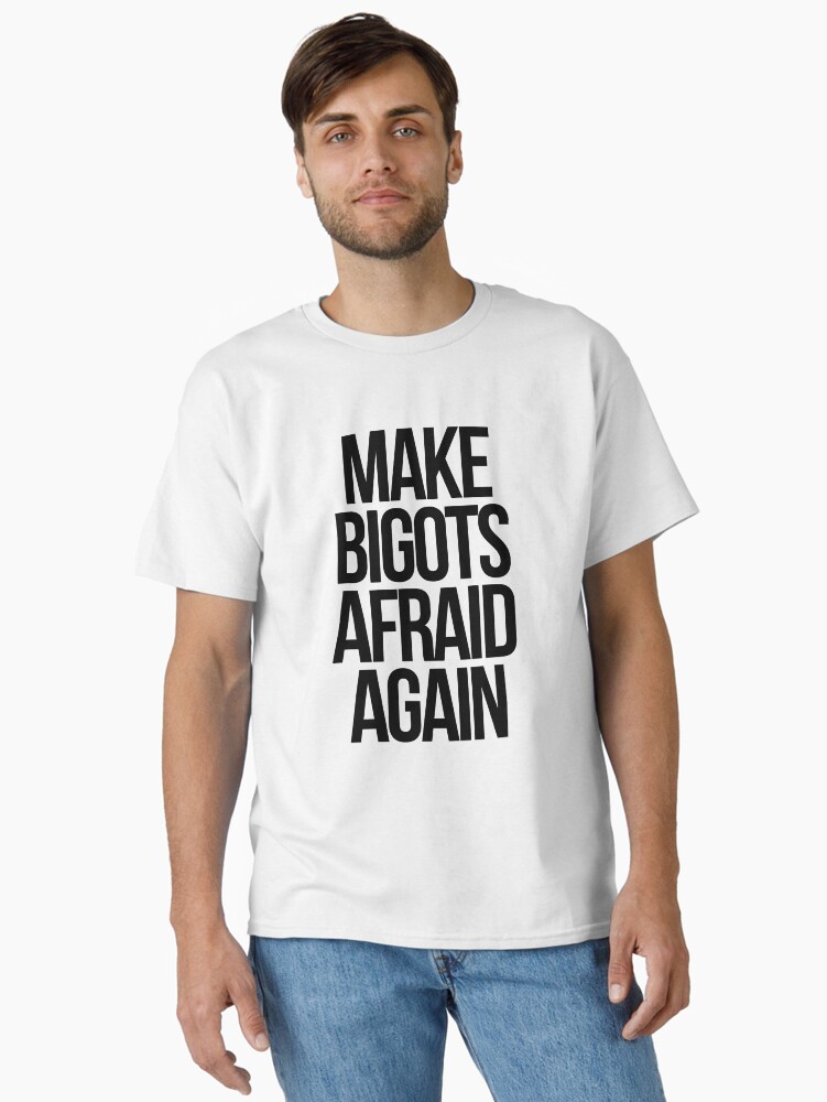 Imagen 1 de 7, Camiseta clásica con la obra Haz que los fanáticos vuelvan a tener miedo, diseñada y vendida por kounterpropos.