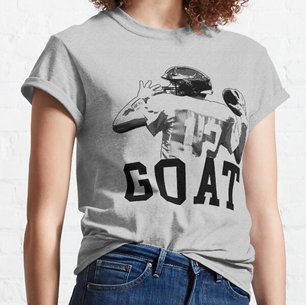 Tom Brady Holding A Goat Women'S T Shirt – BlacksWhite