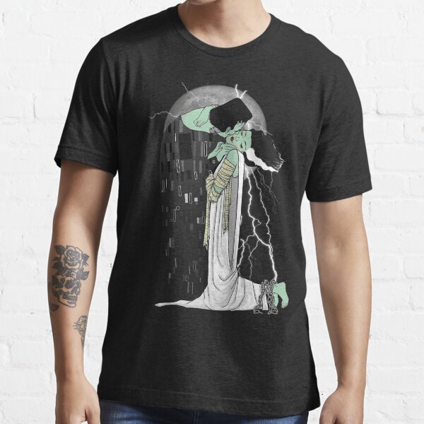 love beyond death Essential T-Shirt